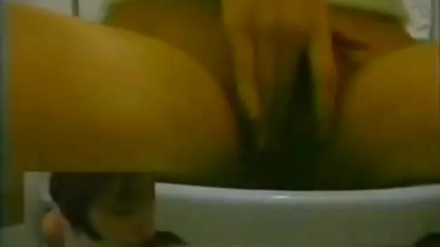 جعل مولاتو في شرفة المراقبة أياما مع أصدقائه في اسماء افلام اباحية اجنبية الملابس الداخلية