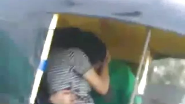 نعومي افلام اجنبية اباحية مترجمة يظهر لها الحمار ضيق كبير على الكاميرا